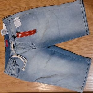 GUESS Mens Light Blue Denim Jeans Shortswith Drawstring, Stretch